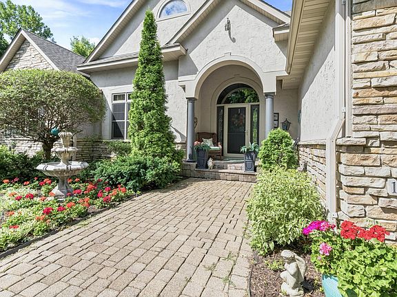 3rd image of 1551 Sunnybrook Dr