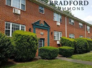 Bradford Commons Apartments, Newington, CT 06111