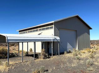 86645 Stagecoach Ln, Christmas Valley, OR 97641