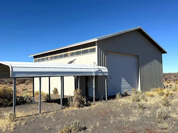 86645 Stagecoach Ln, Christmas Valley, OR 97641