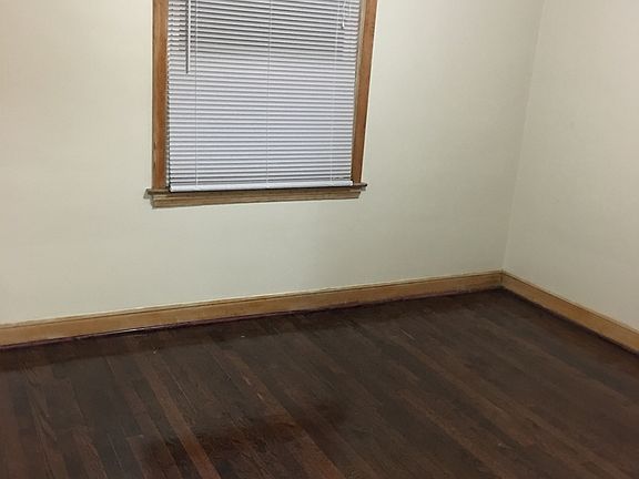 2nd image of 8404 S Drexel Avenue # Fl 2
