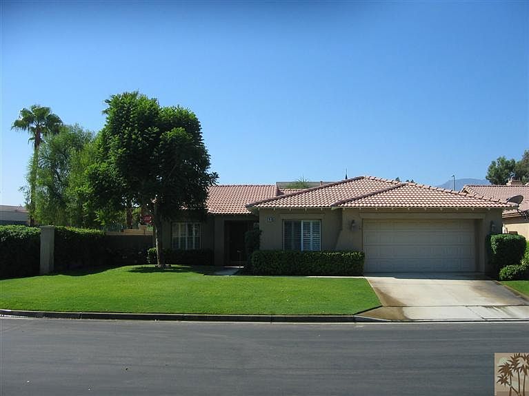 1st image of 79435 Avenida Las Palmas