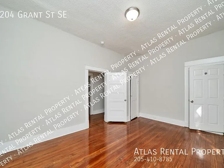 1204 Grant St SE — Photo 9