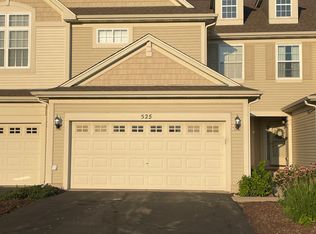 525 Amherst Dr, Sycamore, IL 60178