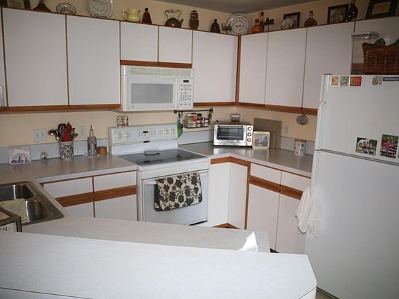 5th image of 8628 S Jasonville Ct SE #125