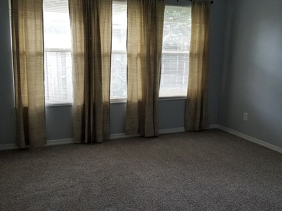 3rd image of 2032 Bent Pine Ct