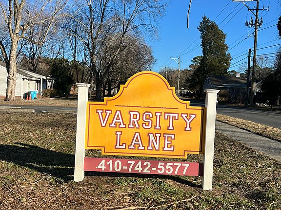 2nd image of 1409 Varsity Ln