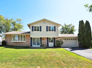 1536 California St, Elk Grove Village, IL 60007