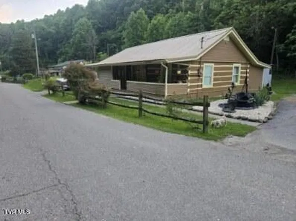 2301 Monarch Rd, Saint Charles, VA 24282