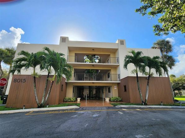 8015 SW 107th Ave APT 119, Miami, FL 33173