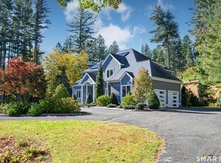 117 Alberts Hill Rd, Sandy Hook, CT 06482
