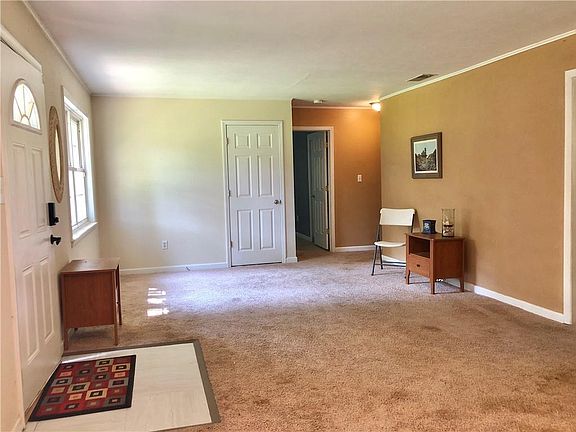 4th image of 4655 W Crystal St