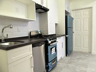 Rented by City Connections Realty