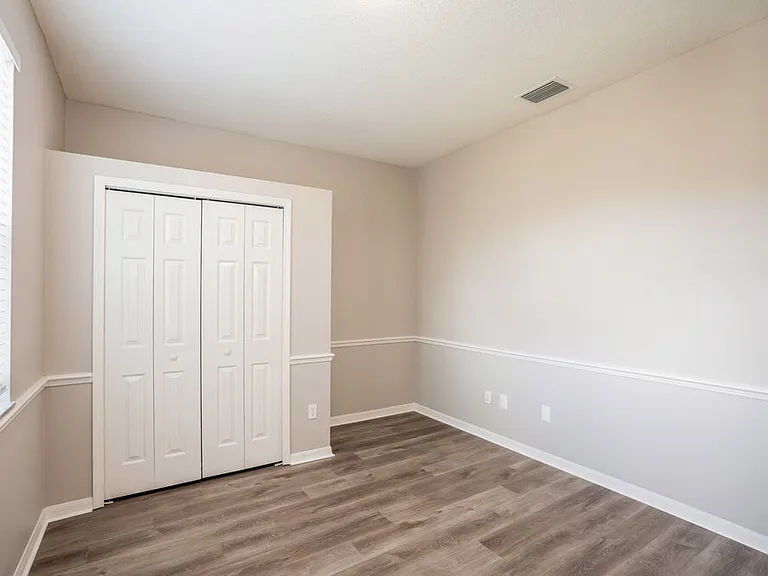 11410 Blue Lilac Ave — Photo 14