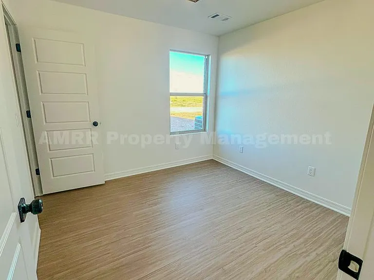 1309 Sioux Pl — Photo 13