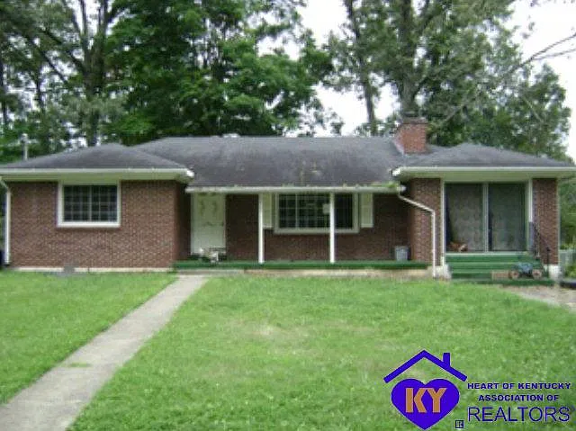 407 Brookwood Dr photo 1
