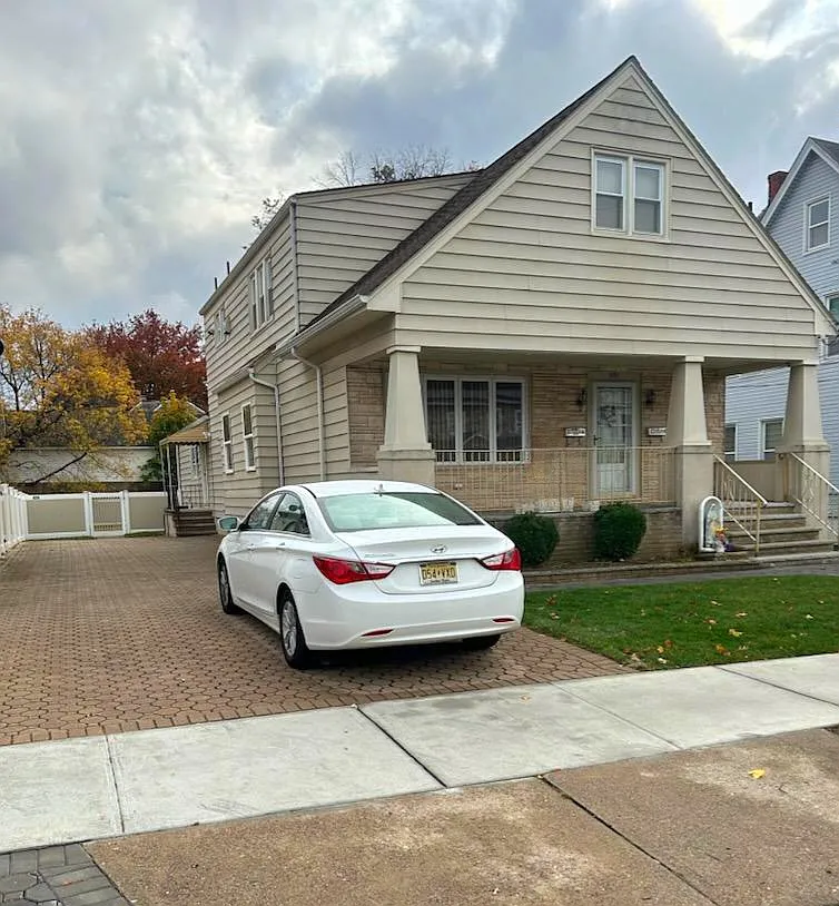 Knickerbocker Ave, Paterson — Photo 3