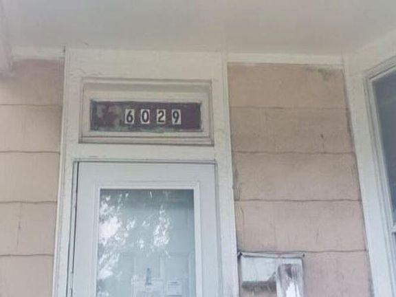 2nd image of 6029 S Hermitage Ave