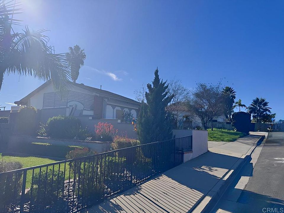 2nd image of 1541 Indian Summer Ct