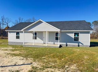 242 Eagle Cir, Douglas, GA 31535