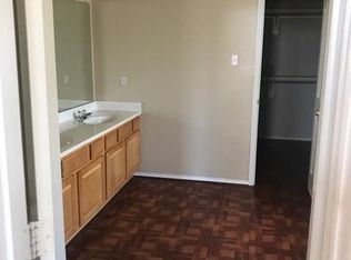 8058 Raleigh Dr, Fort Worth, TX 76123