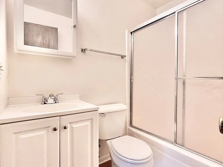 2897 Greenland Drive — Photo 9