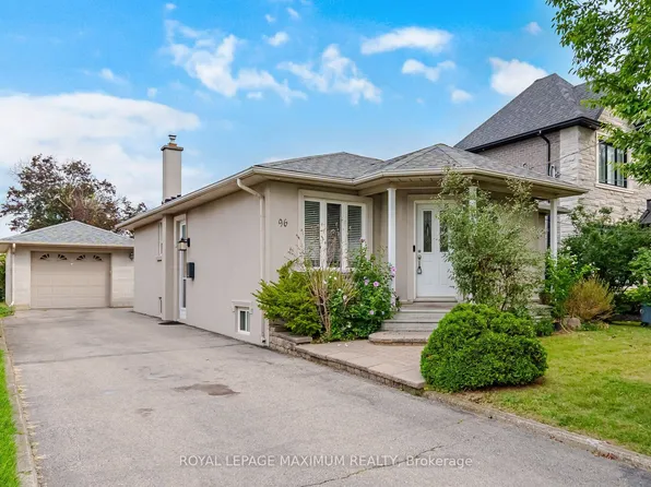 96 Wallasey Ave, Toronto, ON M9M 1E4