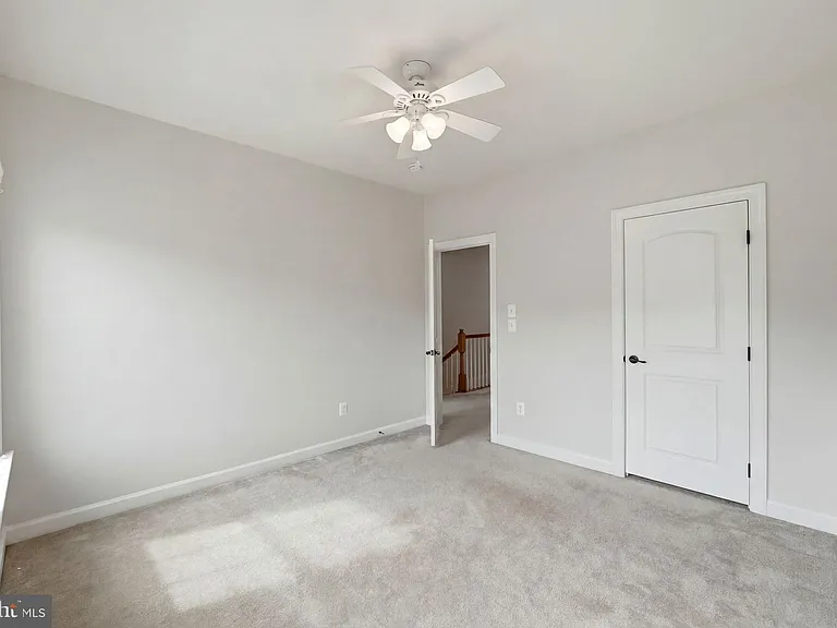 21253 Park Grove Ter — Photo 26