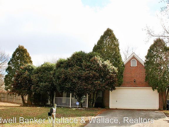 2nd image of 8736 Shoreham Blvd