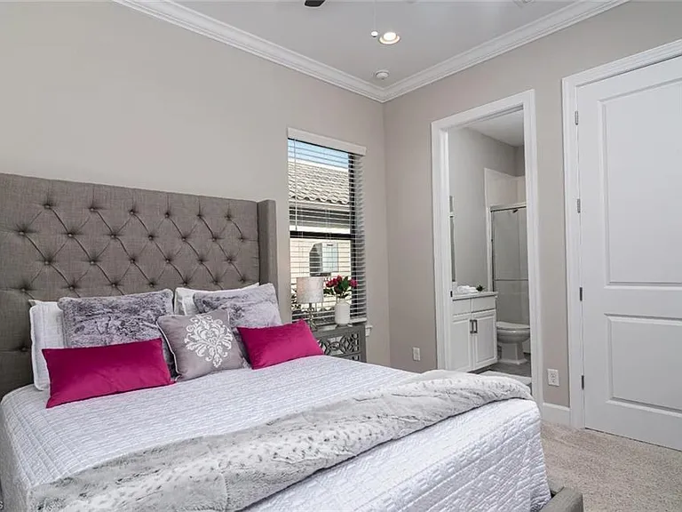 9451 Montelanico Loop — Photo 12