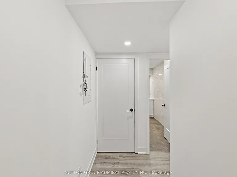 1305 Saint Clair Ave W #1-4 — Photo 2