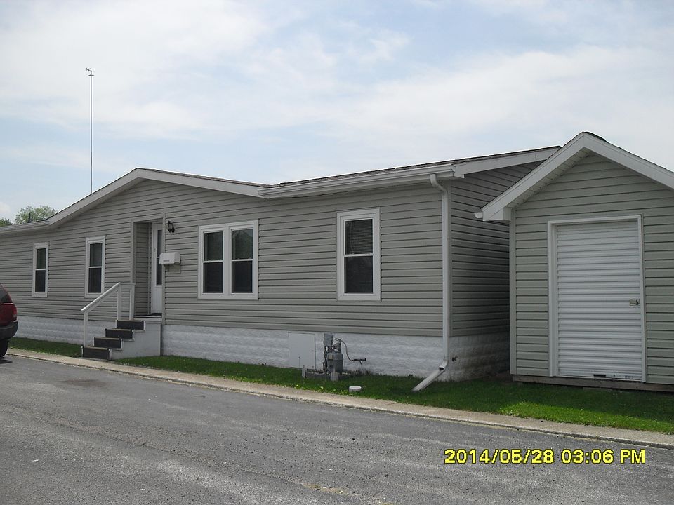 1st image of 275 S Lincoln St Lot 44