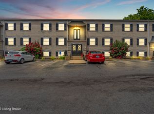 113 Middletown Sq, Middletown, KY 40243