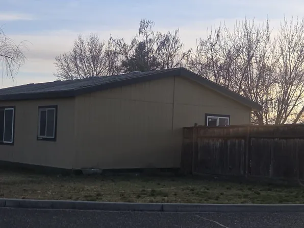 651 N Dayton Avenue, Connell, WA 99326