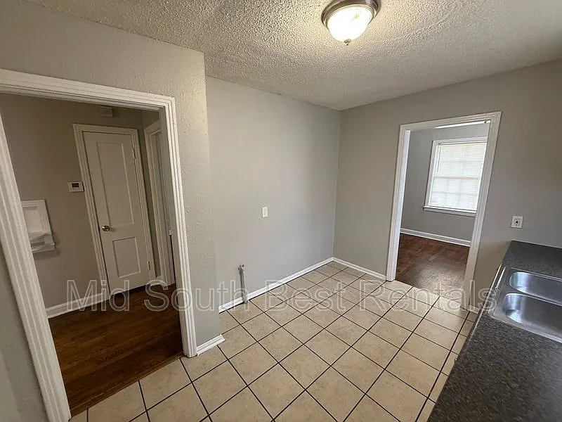 1393 Kimball Cove — Photo 4