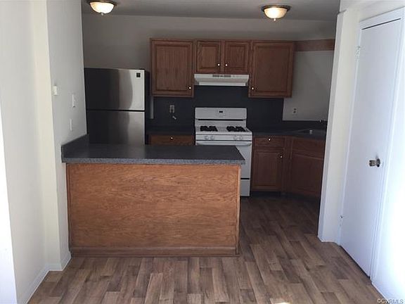 5th image of 777 Pleasant St #777
