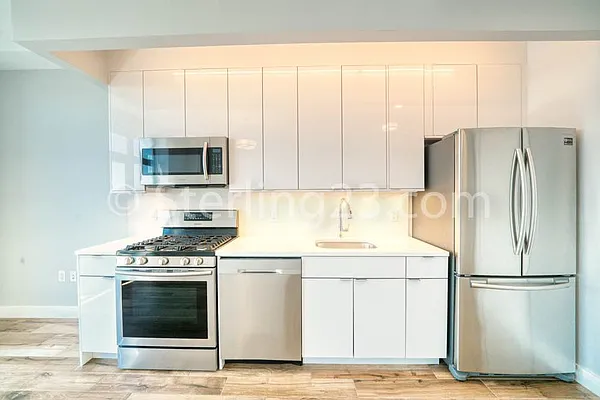 Rented by Sterling Realty Solution Inc | media 16