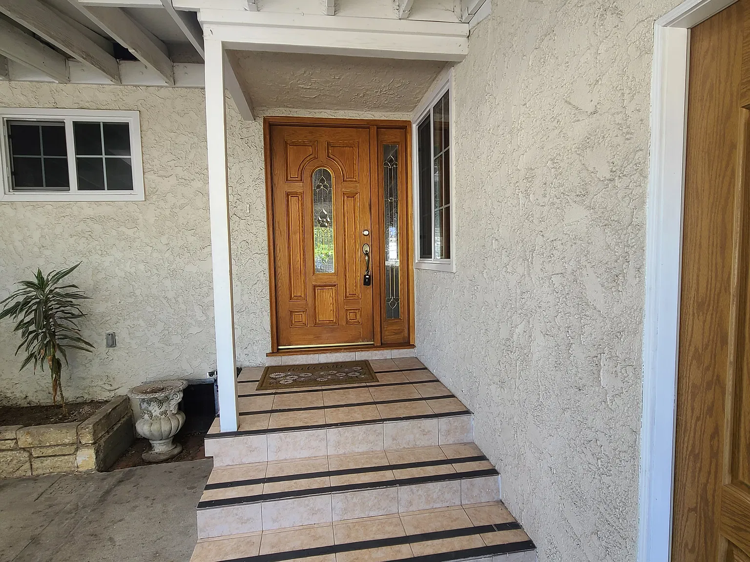 4 bed, 2.5 bath, 1771 sqft, $4,200 — Photo 3