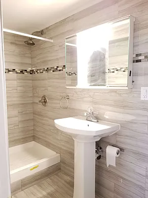 Rented by Astoria Realty | media 12