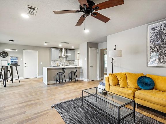 4th image of 3431 Rockmartin Dr