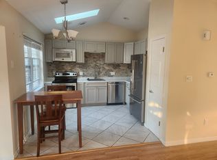 82 Elderberry Ct, Albany, NY 12203