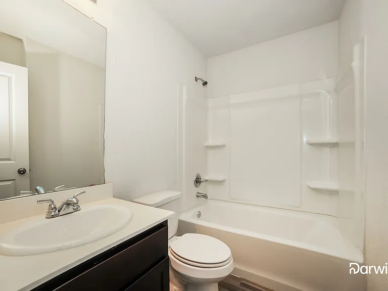 804 Earle Ave #B — Photo 7