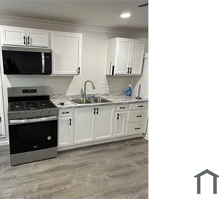 6413 1/2 S Van Ness Ave #64131-2