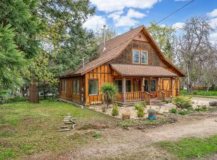 660 S 3rd St, Jacksonville, OR 97530