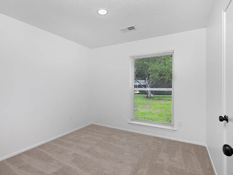 5340 Lakeview Cv — Photo 11