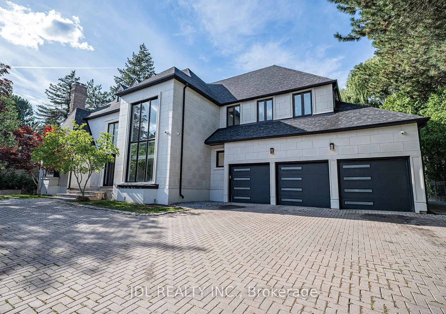 8 bed, $20,000 — Photo 2