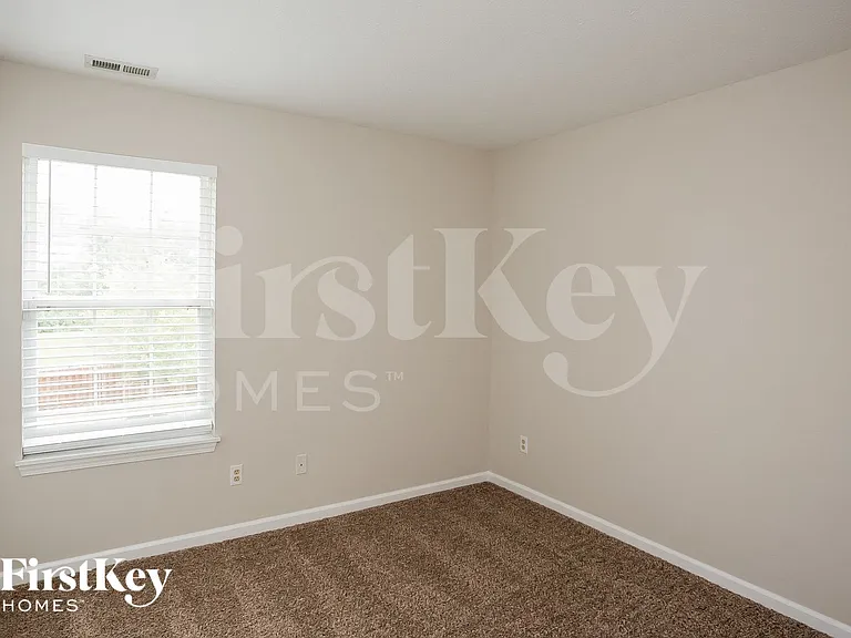 17651 Willow Creek Way — Photo 11