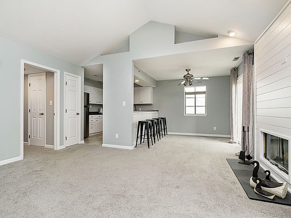 5th image of 8168 Shorewalk Dr APT E