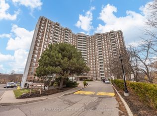 20 Edgecliff Golfway #304, Toronto, ON