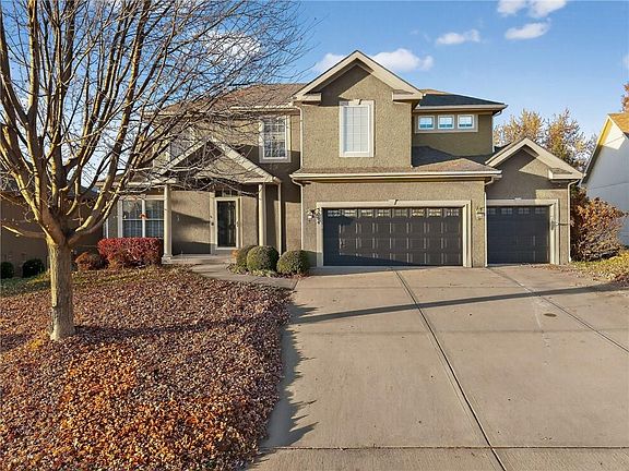 3rd image of 5004 NW 57th Pl